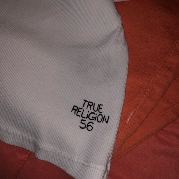 Women’s Outfit - Picture 2 of 5